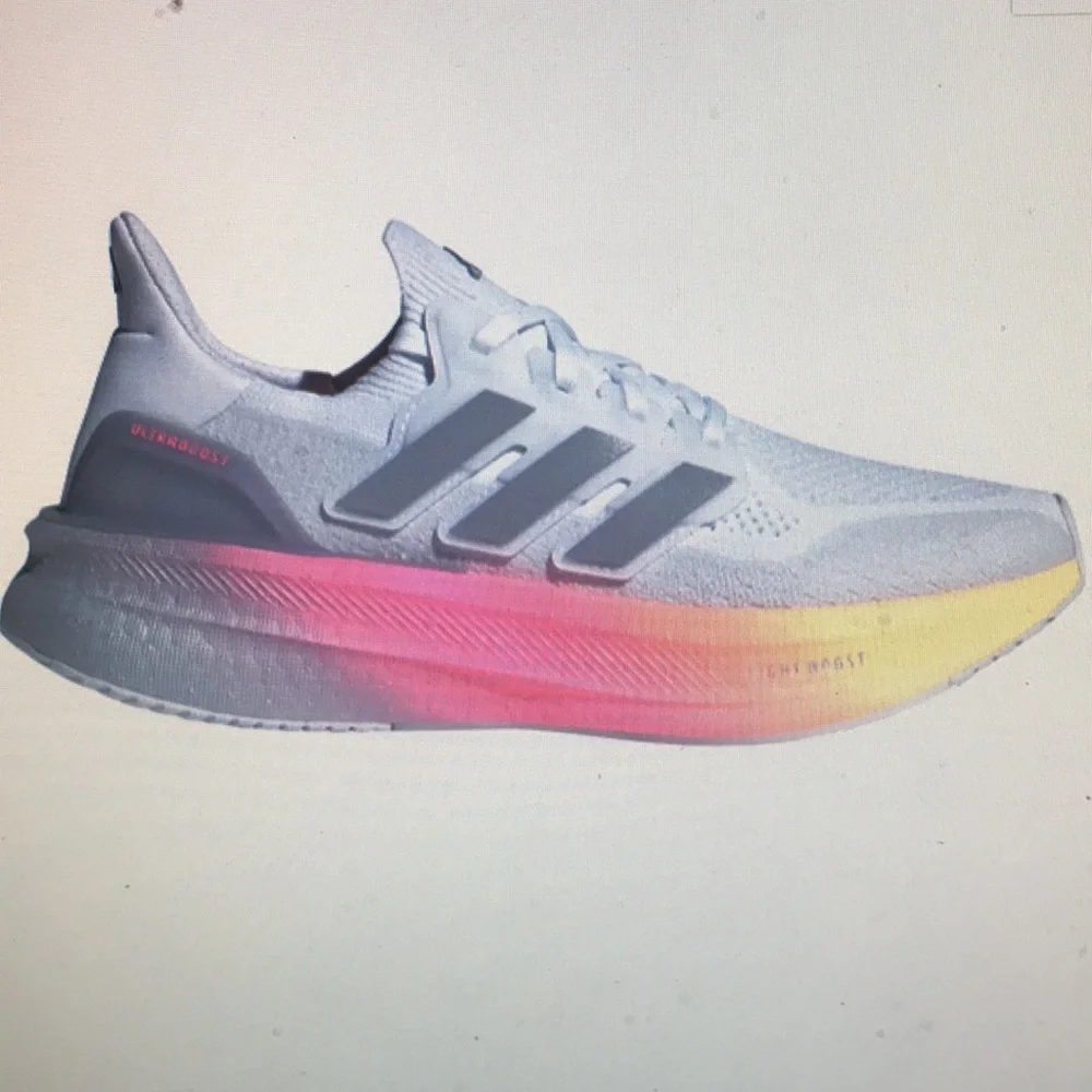 Adidas Women's UltraBoost 5 Running Shoes with Pink Gradient Midsole. EUC. Sz 6.